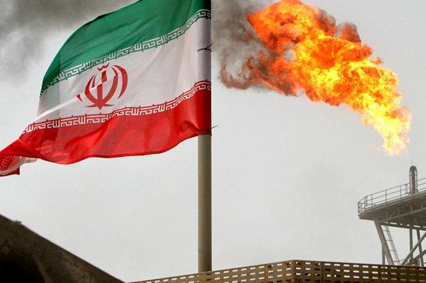 دولت ترامپ معافیت از تحریم های نفتی ایران را تمدید می کند دولت ترامپ معافیت از تحریم های نفتی ایران را تمدید می نماید