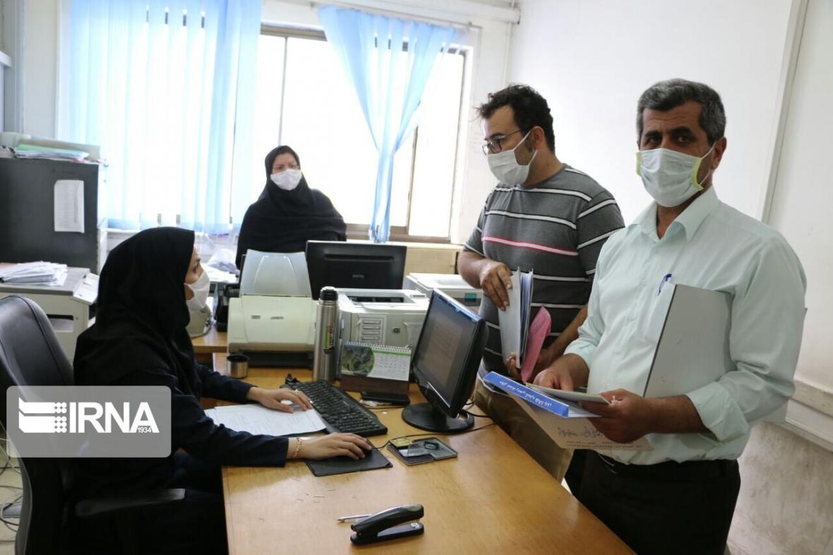 خبرنگاران تغییر ساعت کار ادارات ایلام بدلیل گرما خبرنگاران تغییر ساعت کار ادارات ایلام بدلیل گرما