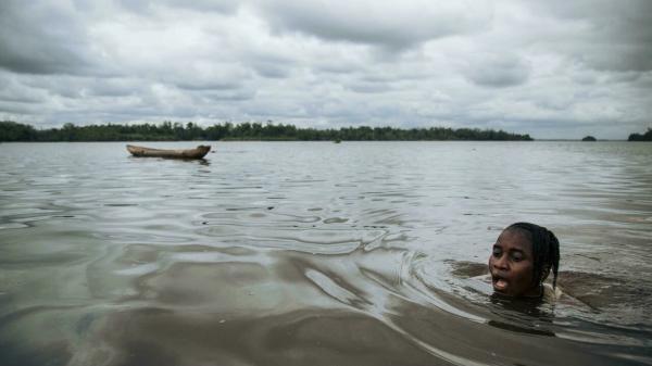 زندگی صیادان صدف در کنگو